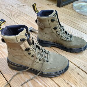 Dr. Martens Men's Leather Olive Lace-Up Boots